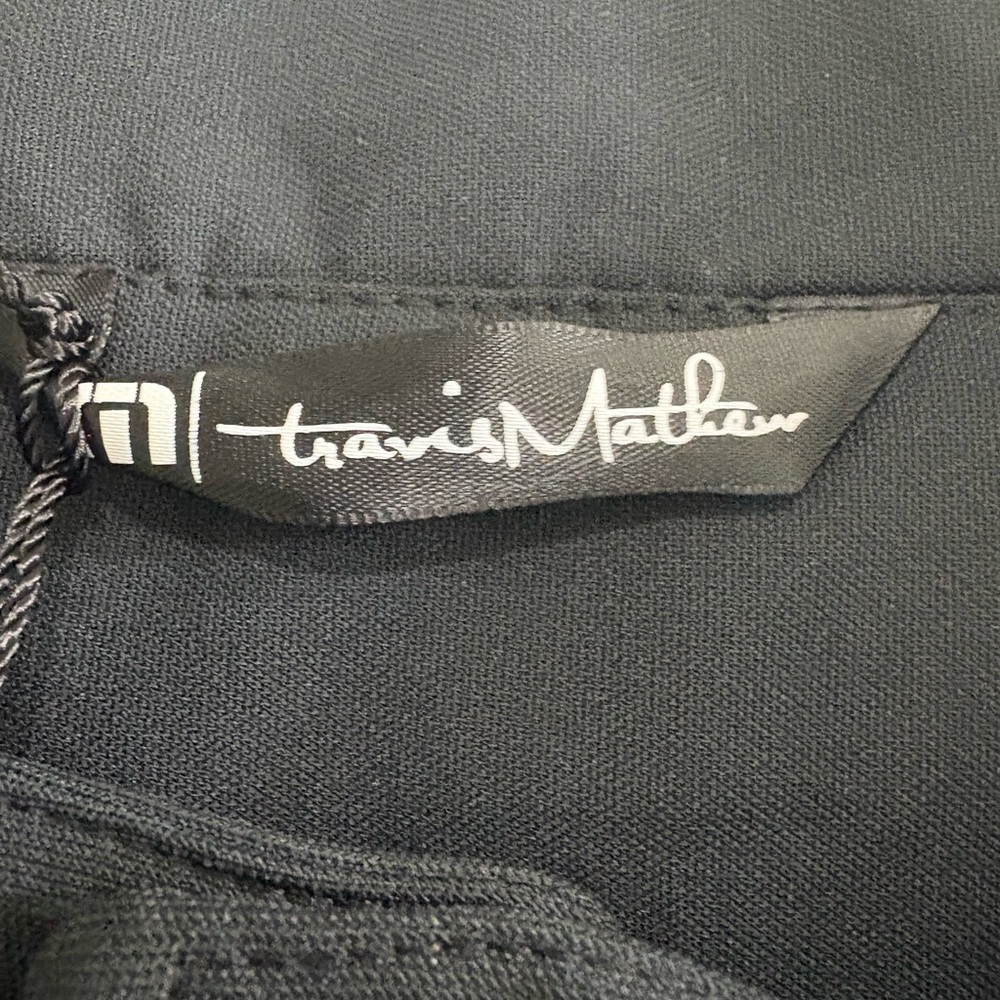 Travis Mathew Navigational Report Men’s Black and Gray Performance Golf Vest NWT - Picture 3 of 10